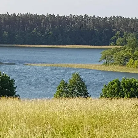 Z Widokiem Na Jezioro W Borzechowie Semesterbostad Borzechowo